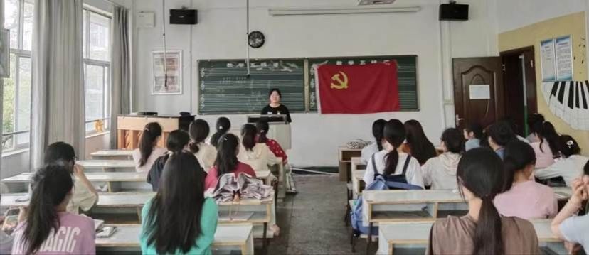 舞蹈兴趣小组